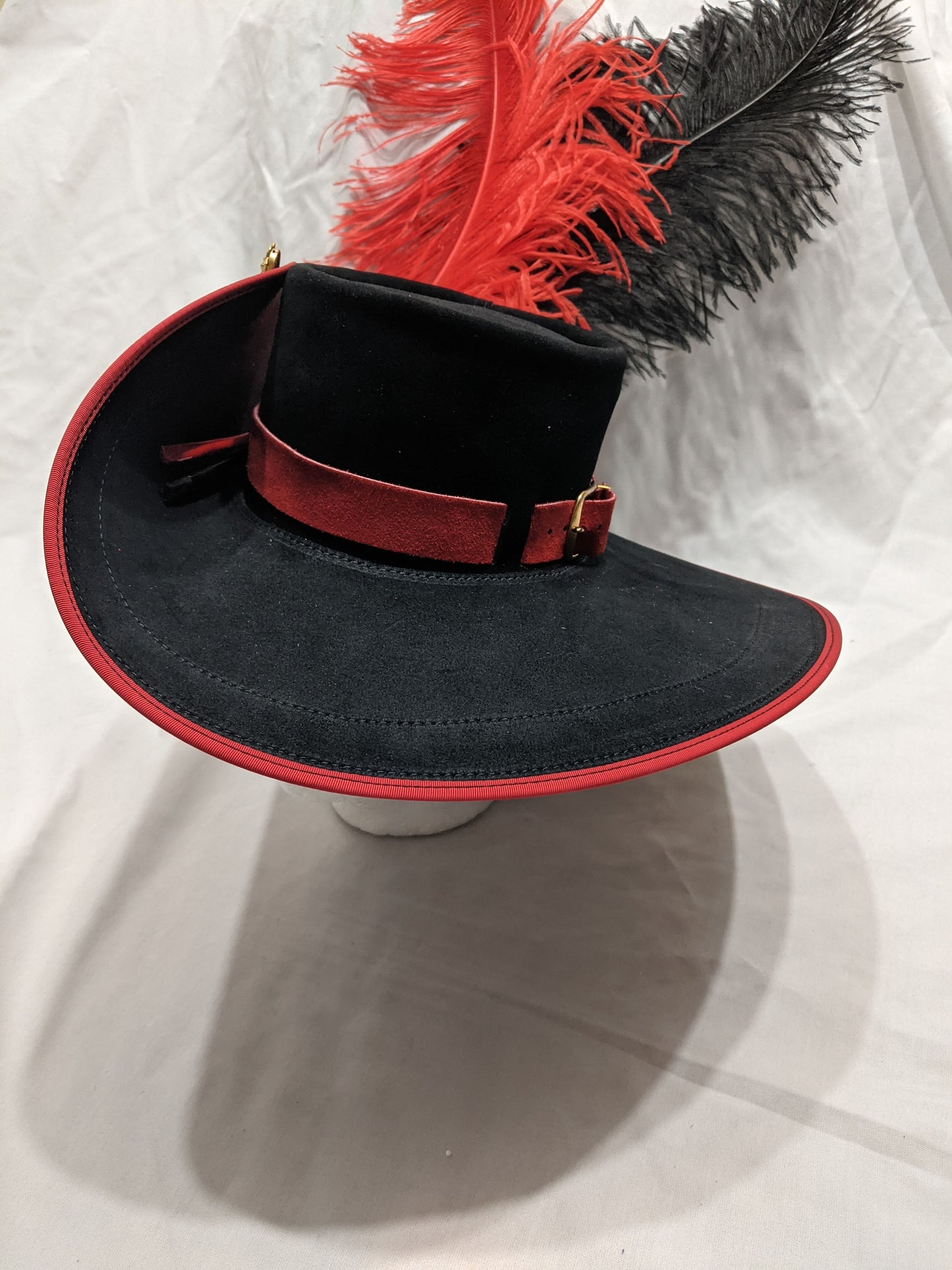 Red/Gold Musketeer Hat